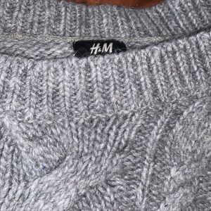 H&M sweatshirt
